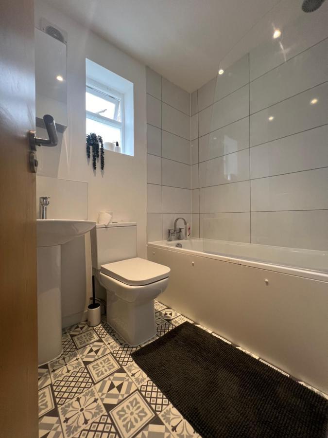 Lovely 2-Bedroom Victorian Flats Londen Buitenkant foto